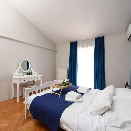 Ferienhaus In - Riviera 8258 *