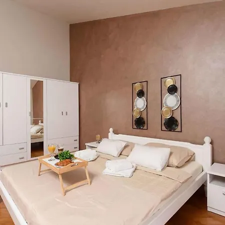 Ferienhaus In - Riviera 8258 *